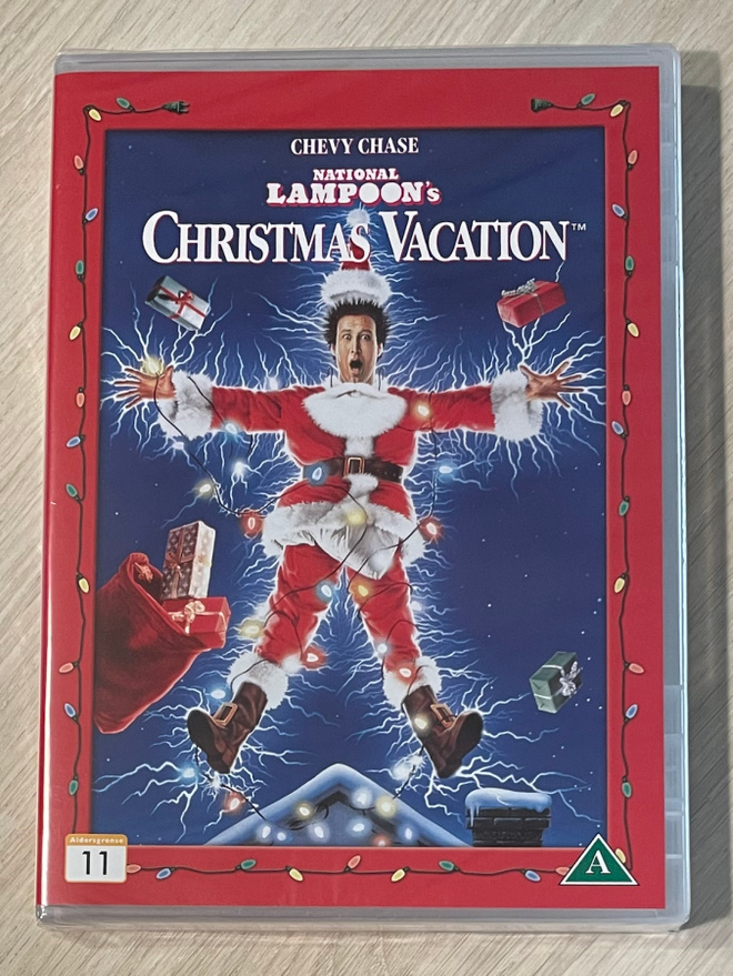 Joulupuu on kärvennetty (1989) Chevy Chase (UUSI)