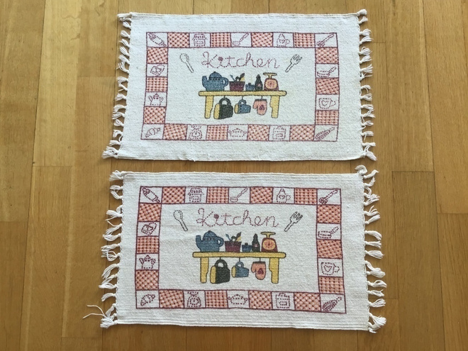 Vintage pöytätabletit, 2 kpl ( 25 x 41 cm )