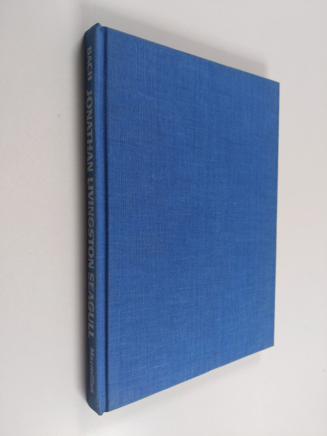 Richard Bach : Jonathan Livingston Seagull : a story