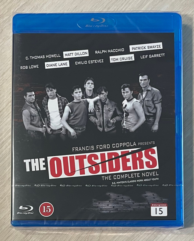 Francis Ford Coppola: OUTSIDERS - kolmen jengi (1983) *UUSI*