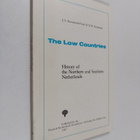 J. Kossmann-Putto : The Low Countries : history of the No... - pikkukuva 1