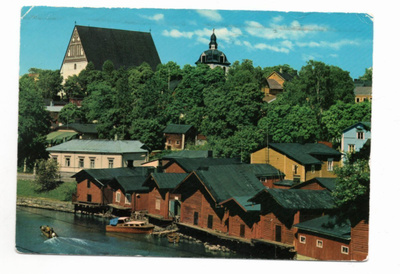 Porvoo: ranta-aittoja ja kirkko