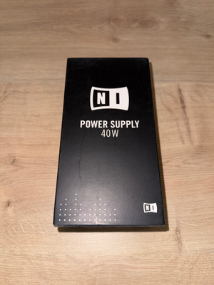 NI Power Supply 40W | uusi 1,8m Traktor Kontrol S8 D2