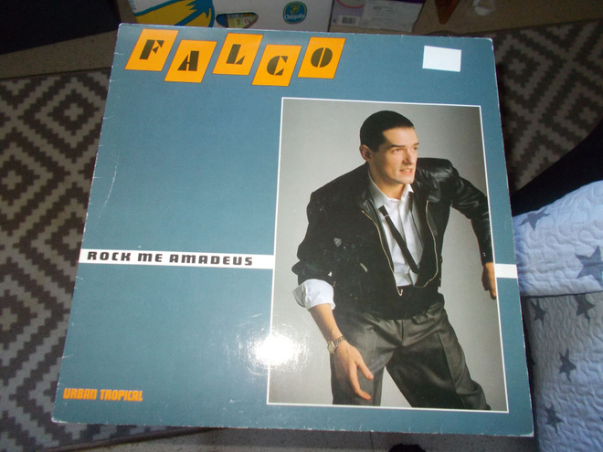 12" VINYYLI SINKKU FALCO ** ROCK ME AMADEUS **