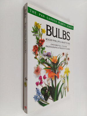 Roger Phillips ym. : Bulbs