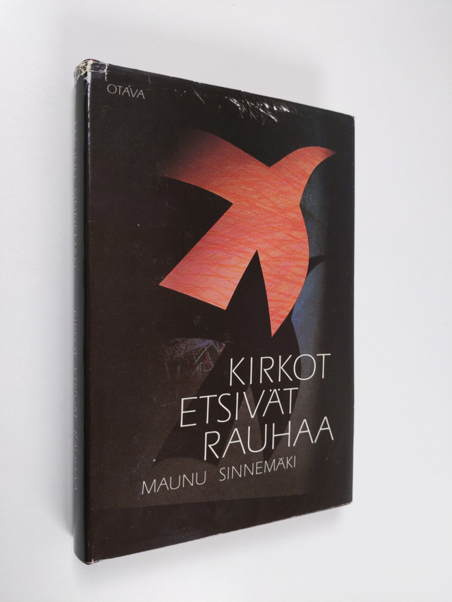 Maunu Sinnemäki : Kirkot etsivät rauhaa