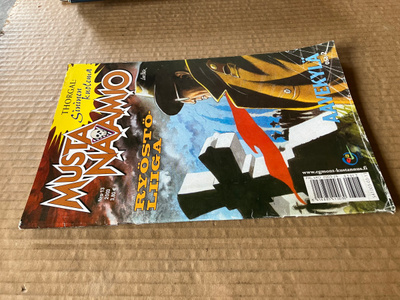 MUSTANAAMIO 13/2003