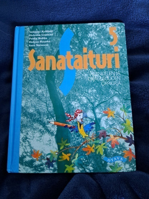Sanataituri 5 kirja