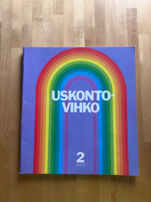 Uskontovihko 2 ( 1988 ) Meidän luokan uskontokirja 2.