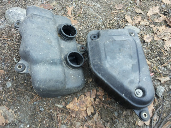 Yamaha RD125DX ilmanpuhdistajan osia
