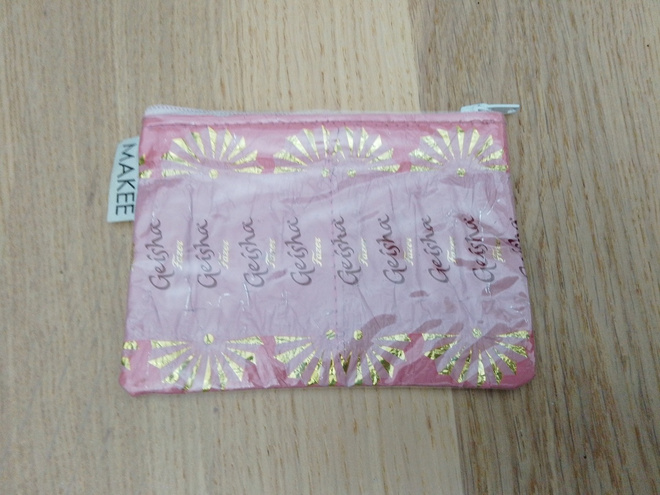 MAKEEdesign pussukka