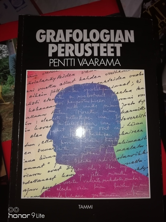 Pentti Vaarama Grafologian perusteet