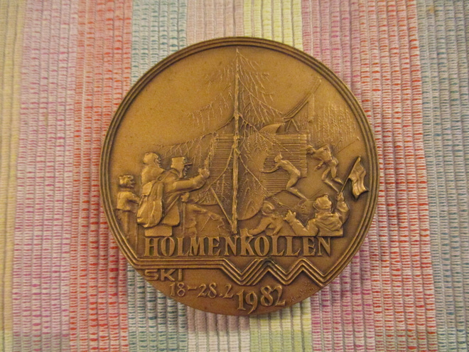 Holmenkollen SKI 18-28.2. 1982 mitali./Kari Rolfsen 1981