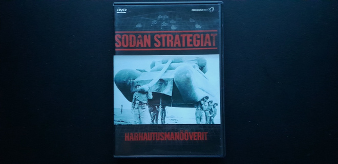 DVD: Sodan Strategiat 2: Harhautusmanööverit (2004/2008)