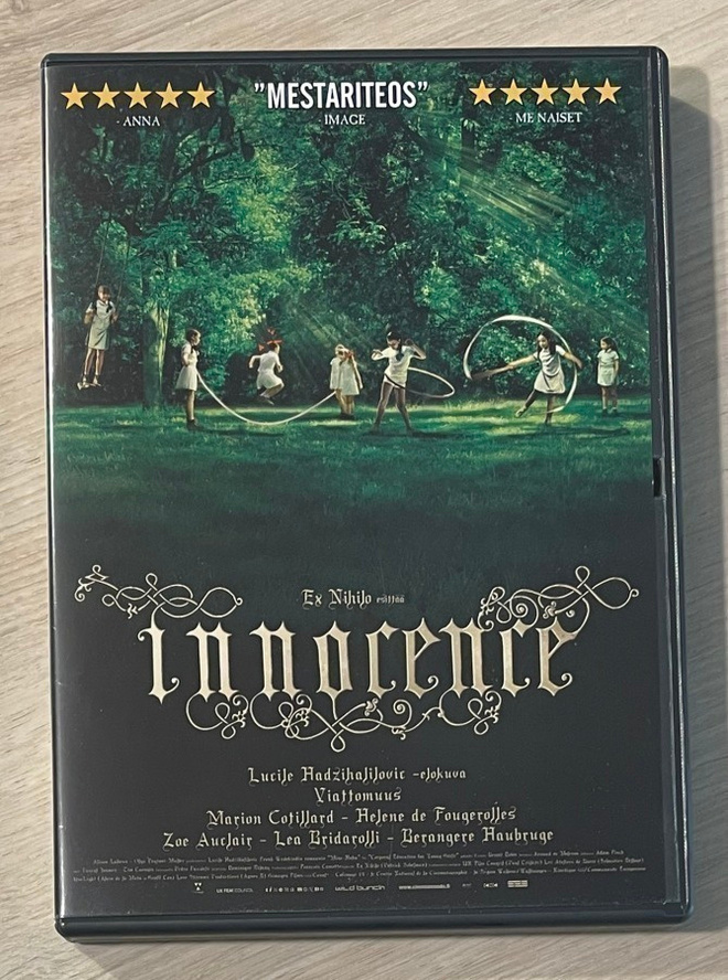 Innocence - viattomuus (2004) Lucile Hadihalilovic -elokuva