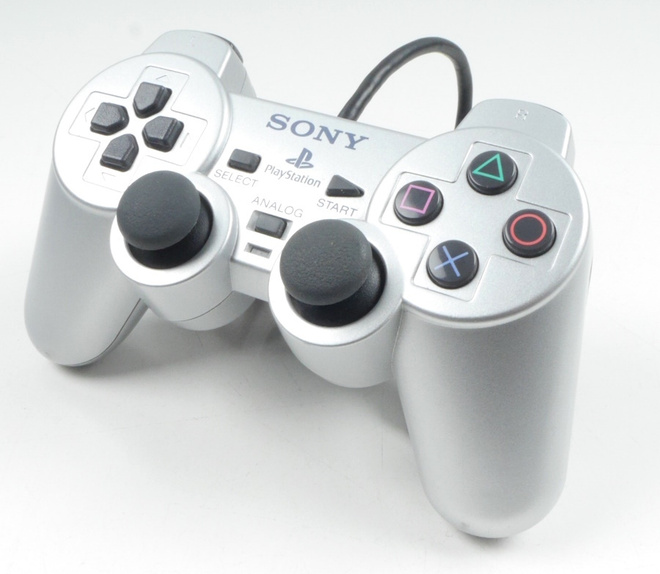 Playstation 2 Controller (PS2 Silver)