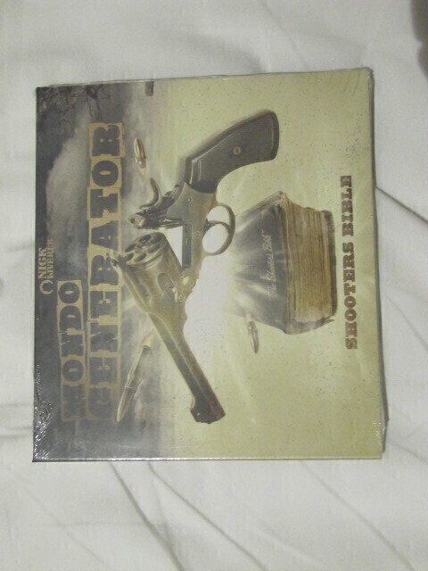 Nick Oliveri's mondo generator shooters bible cd muoveissa
