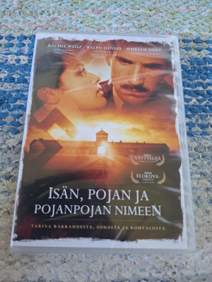 Isän, Pojan Ja Pojanpojan Nimeen-MUOVISSA