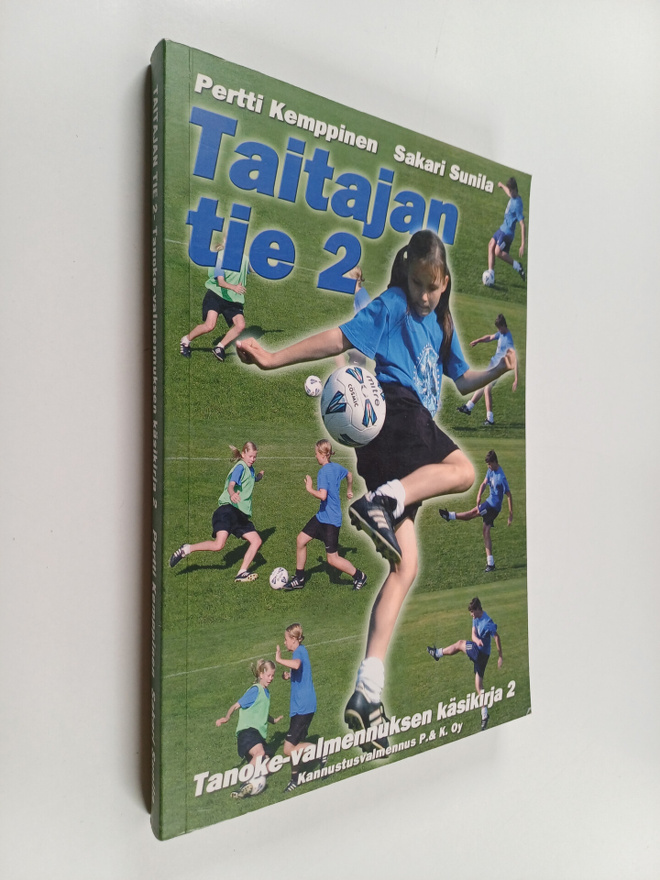 Pertti Kemppinen : Taitajan tie : Tanoke-valmennuksen käs...