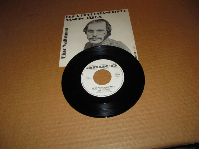Eino Valtanen 7" Kuka puolestani itkee/Vanhin jätkä v.1980
