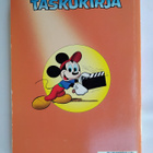Mikki puuttuu peliin - Aku Ankka taskukirja 70 - pikkukuva 2
