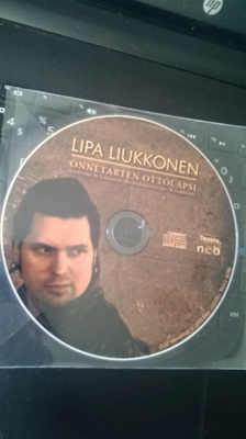 LIPA LIUKKONEN: Onnetarten ottolapsi CDS