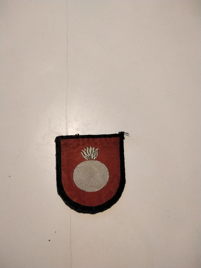 4kpl Suomen armeijan hihamerkkejä.