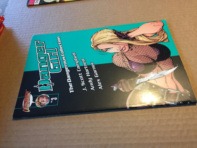 DANGER GIRL VOL 3 HYVÄ