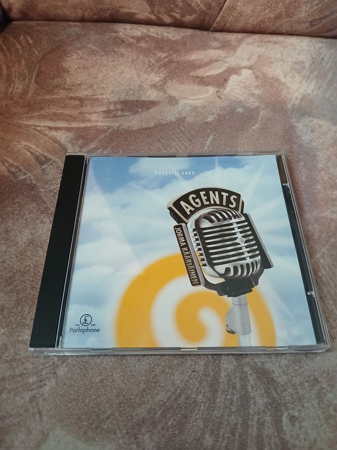 Agents & Jorma Kääriäinen – Kevyesti Vaan PROMO - CD