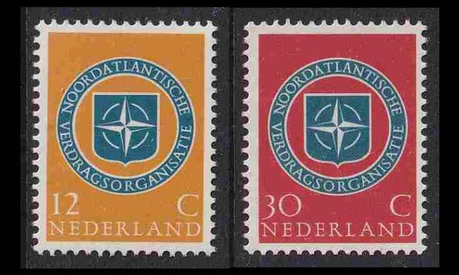 Alankomaat 728-9 ** NATO 10v (1959)