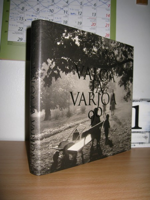 Valoa ja varjoa - 90 kuvaa Suomesta