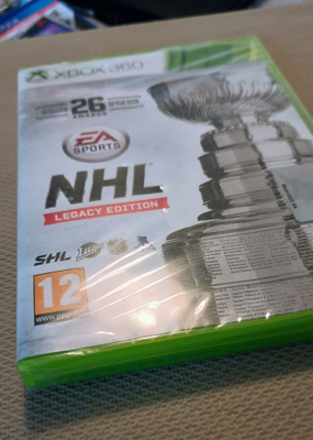 NHL Legacy Edition – Xbox 360 (Uusi / Muoveissa)