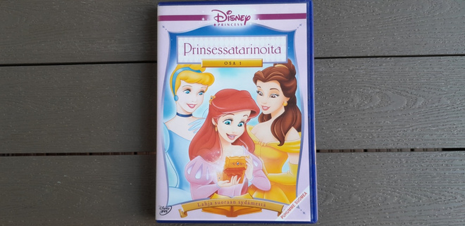 DVD: Prinsessatarinoita Osa 1 (Disney 2005)