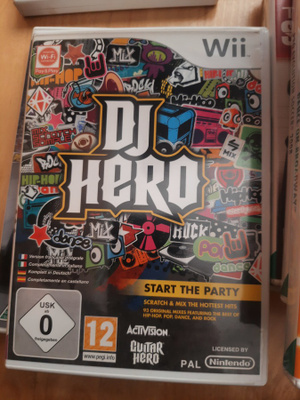 Wii DJ Hero + kotelo + ohjeet