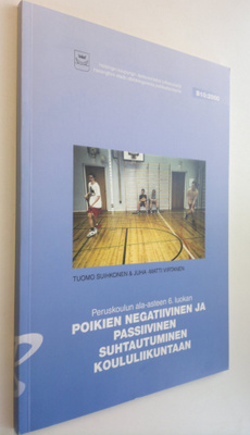 Tuomo Suihkonen : Peruskoulun ala-asteen 6 luokan poikien...