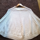 Valkoinen Poncho -tyylinen Neule - Koko M-L - pikkukuva 1