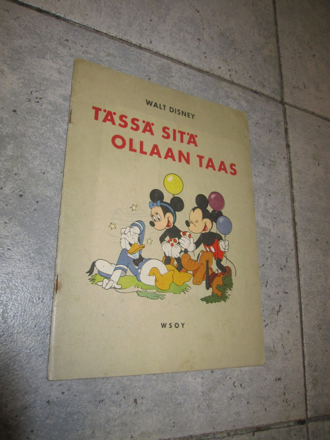 TÄSSÄ SITÄ OLLAAN  TAAS - WALT DISNEY 1953
