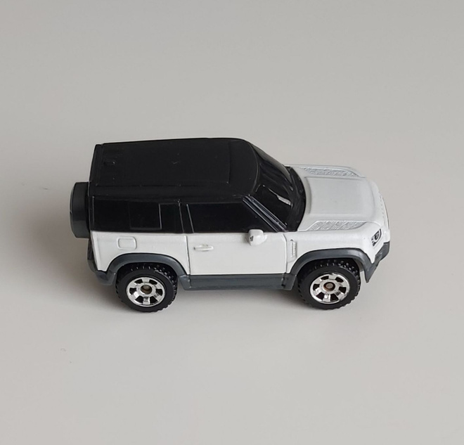 LAND ROVER DEFENDER MATCHBOX 2020 Mattel