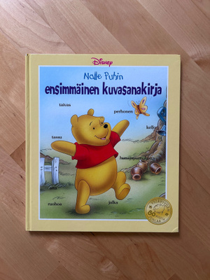 Disney : Nalle Puhin ensimmäinen kuvasanakirja ( 2006 )