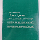 Louise Andrews Kent ym. : Mrs. Appleyard's Family Kitchen... - pikkukuva 2