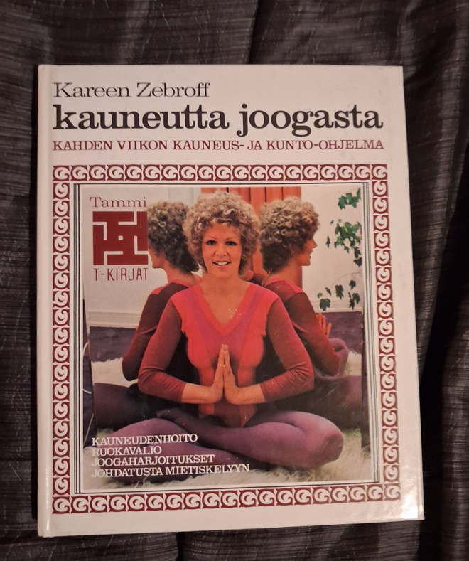 KAREEN ZEBROFF Kauneutta joogasta