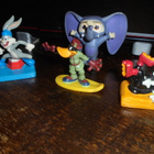 1 kpl Disney  /  3 kpl Looney Toons hahmoja - pikkukuva 1
