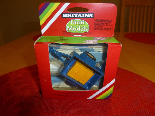 Britains Farm Models 9551 mini trailer metallia 1:32