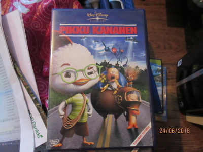 Disney Klassikko 45, Pikku Kananen dvd