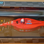 Onyx Ferrari F1-90 -pienoismalli - pikkukuva 2