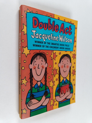 Jacqueline Wilson : Double Act