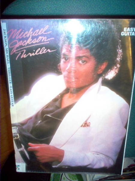 Nuottikirja : Michael Jackson : Thriller ( Easy Guitar )