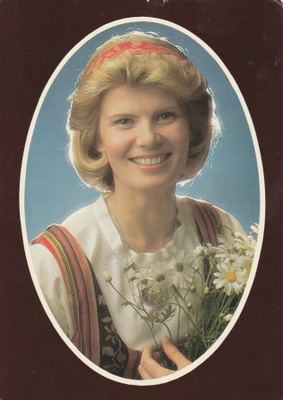 PAULATYTTÖ - MAISA VENÄLÄINEN