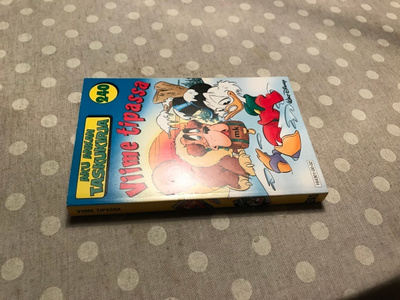 AKU ANKAN TASKUKIRJA 240 HYVÄ