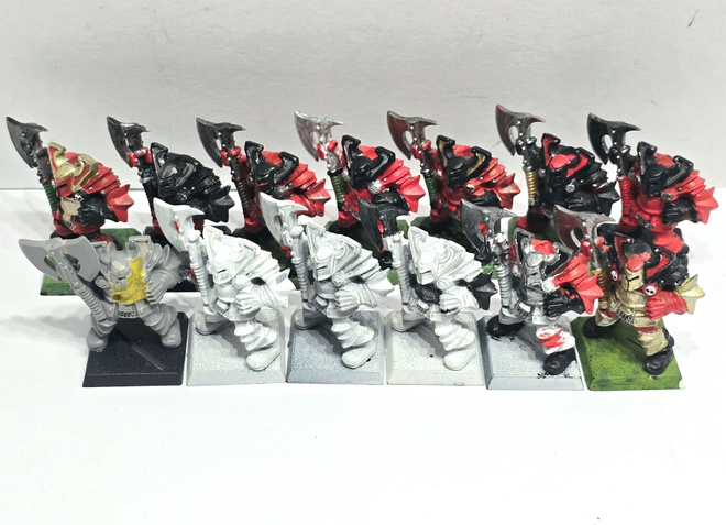 WHFB - 13kpl Warriors of Chaos [F78]